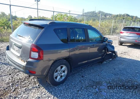 2015 Jeep Compass Sport из США, поврежденный, VIN 1C4NJCBA0FD170581